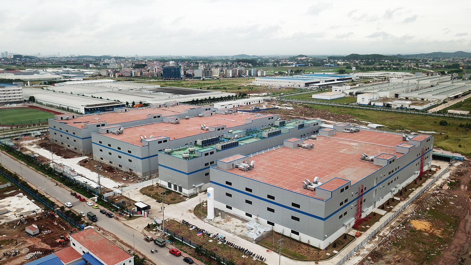 NHÀ MÁY FOXCONN F16 
