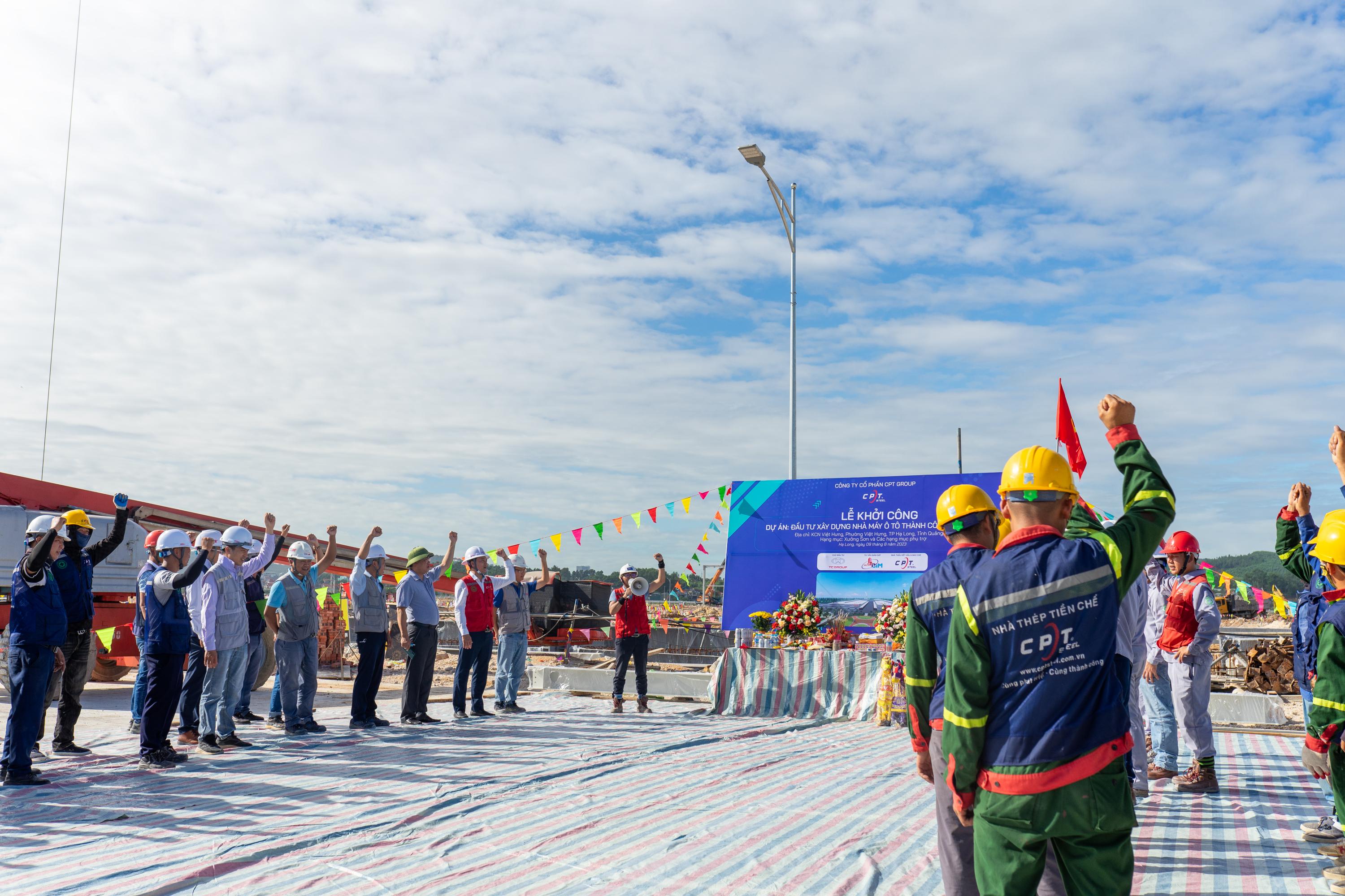 NHÀ MÁY SẢN XUẤT Ô TÔ THÀNH CÔNG VIỆT HƯNG