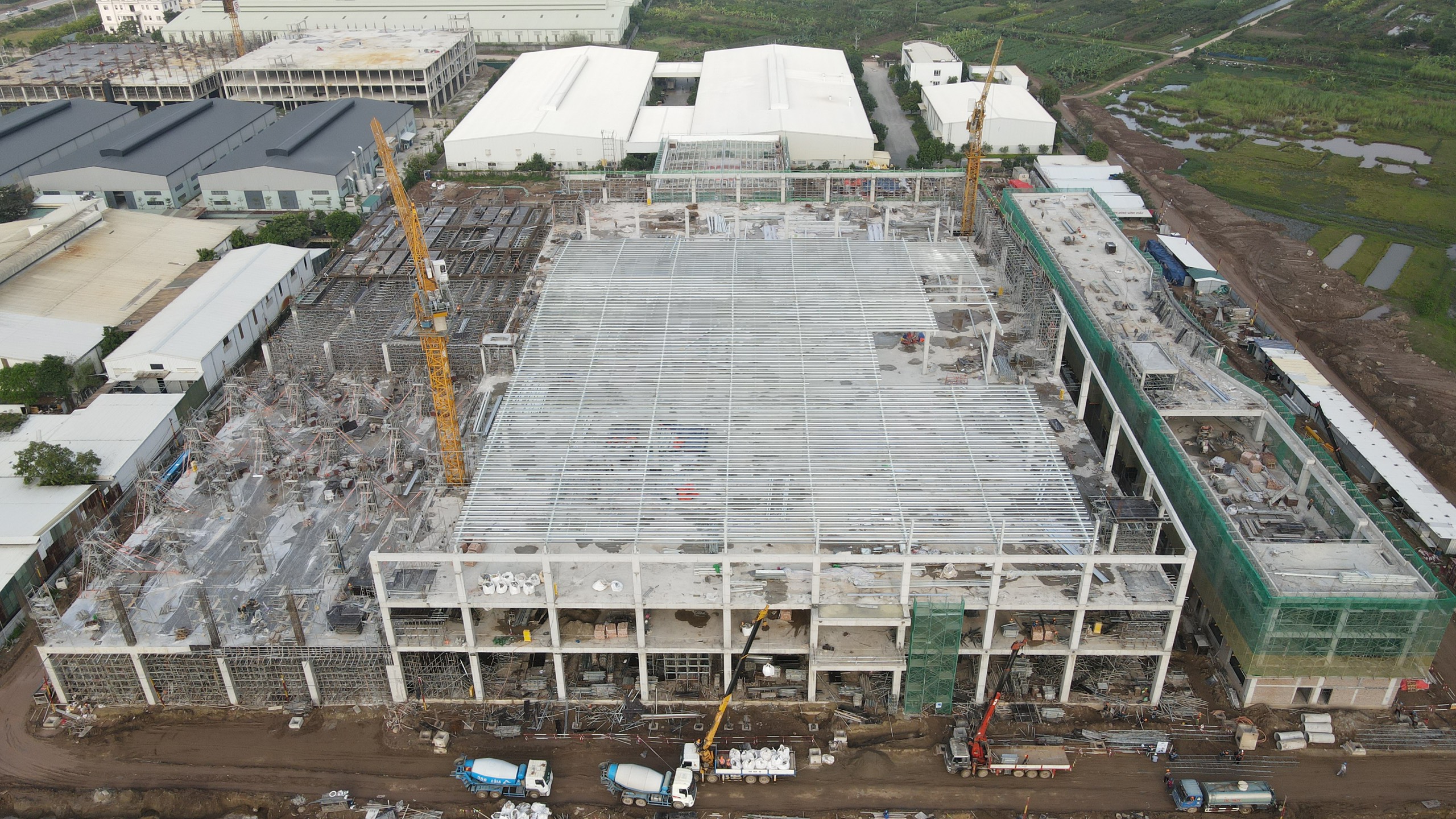 NHÀ MÁY SẢN XUẤT Ô TÔ VIỆT NHẬT