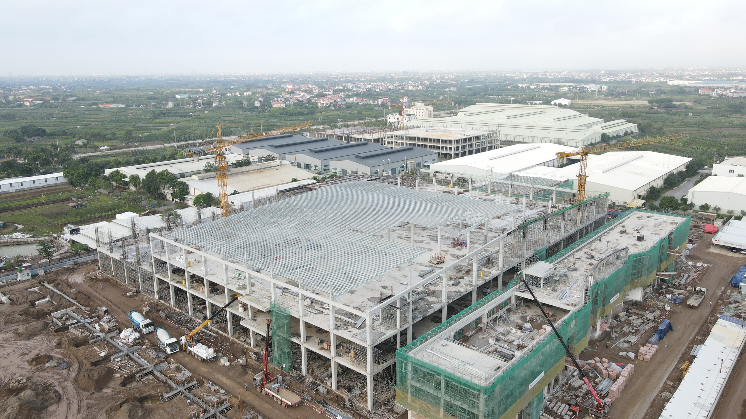 NHÀ MÁY SẢN XUẤT Ô TÔ VIỆT NHẬT